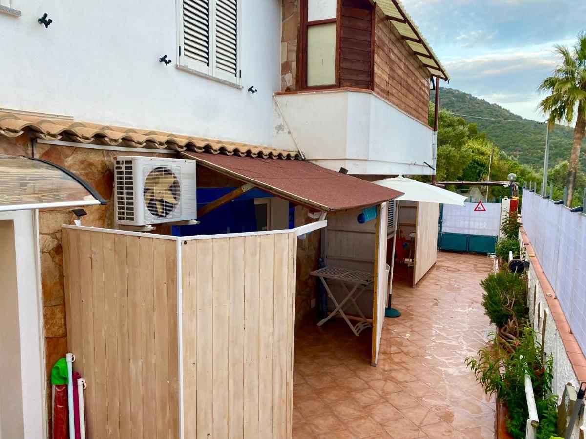 Bed and Breakfast L'Oasi Di Chia Exteriér fotografie